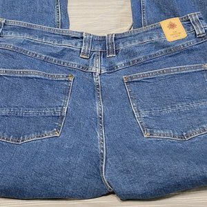 The TERRITORY AHEAD Relaxed Fit Stretch Jeans Size 38 x 33 NWT